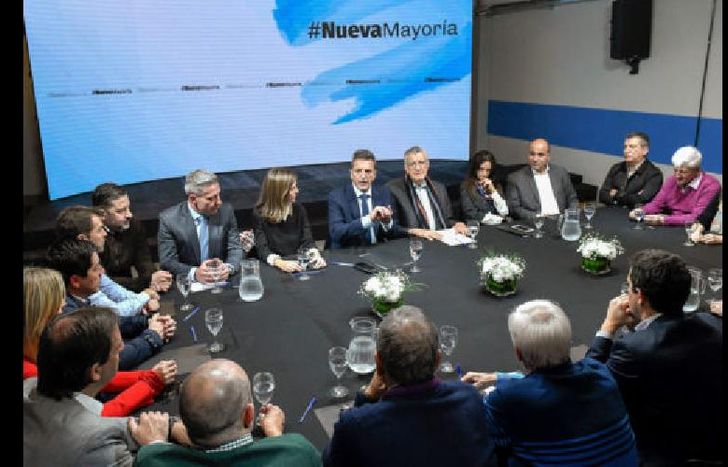 “Tenemos que recuperar la fe y la esperanza de que otro camino es posible”, dijo Gioja.