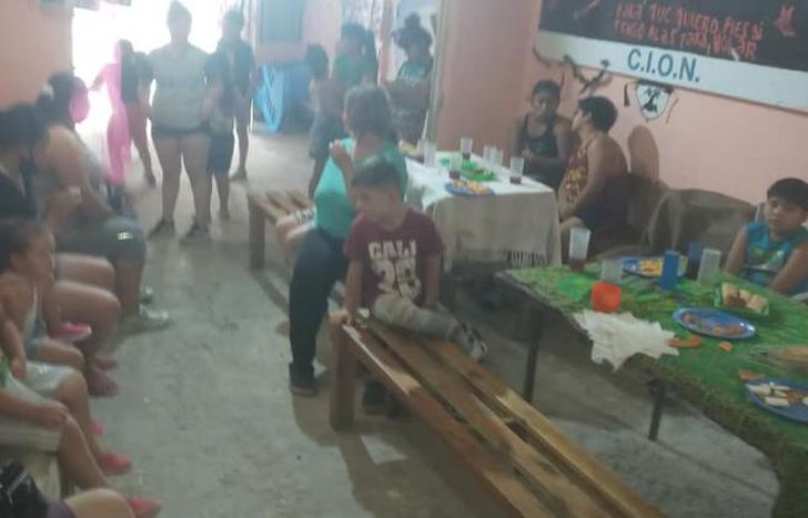 Para los chicos que van al primario y secundario.