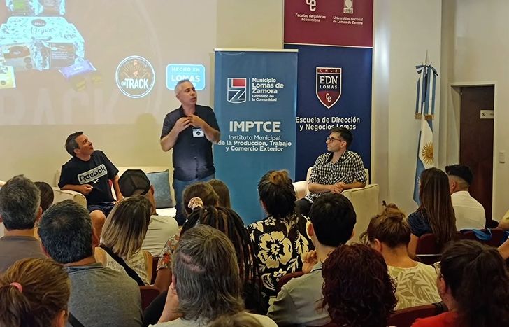 Hicieron un conversatorio con más de 100 emprendedores de Lomas.