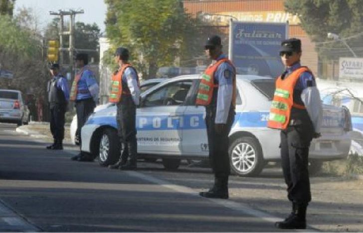 Los policías que intervinieron tratan de investigar si se trató de un ajuste de cuentas.