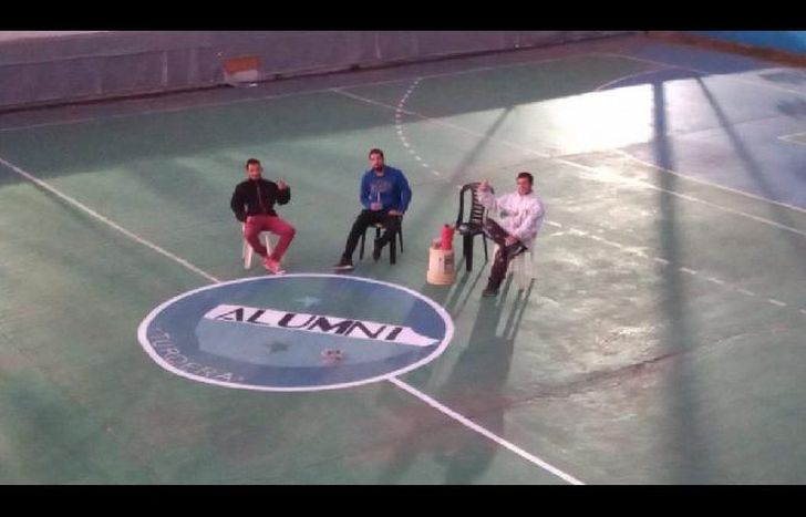 Néstor, Andrés y Matías quedaron en la calle durante la cuarentena.