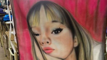 companeros de magali paez la recordaron con una bandera