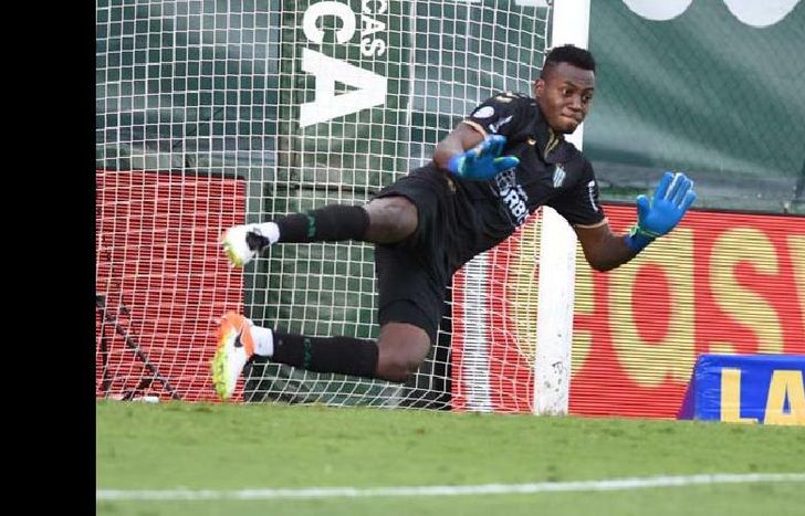 Mauricio Arboleda podria volver a su país para atajar en Millonarios, aunque hay otras ofertas.