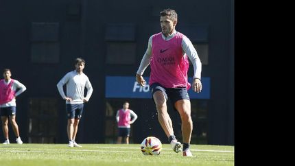Gago será titular al igual que Almendra y Benedetto. Salen Barrios, Pavón y Ábila.