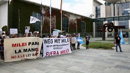 Repudiaron la visita de Javier Milei en Alemania.