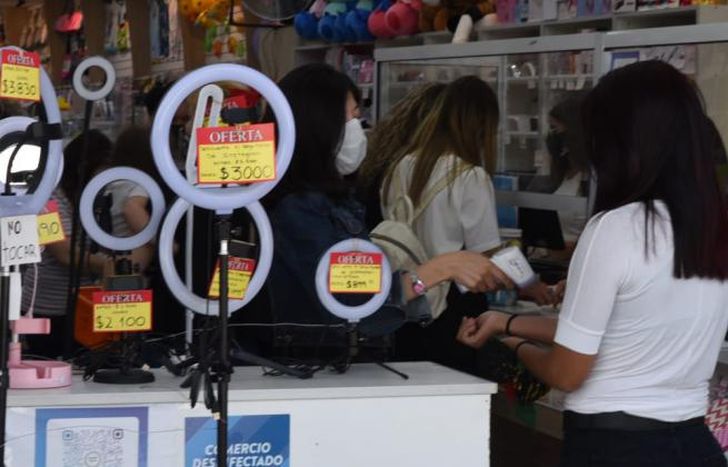 El 77% se contagió por transmisión comunitaria.