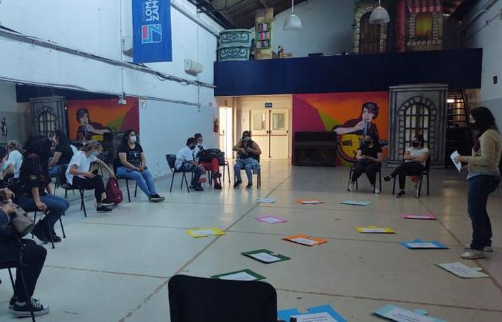 Las capacitaciones se hicieron en centros culturales.