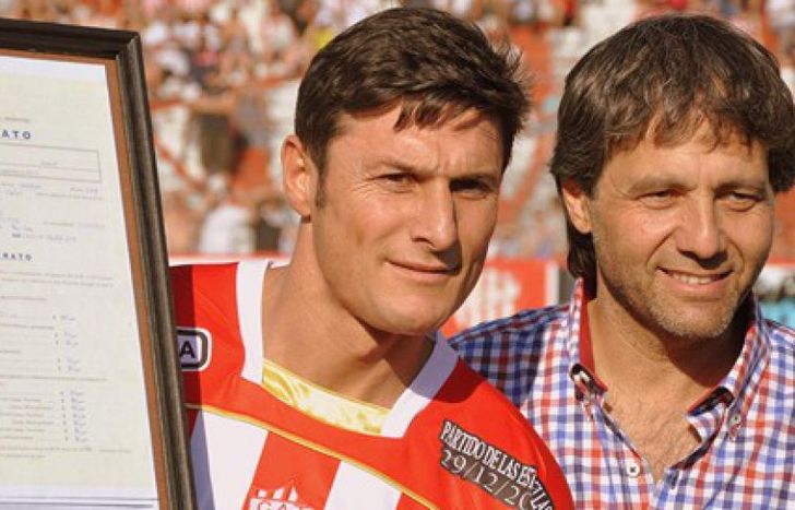 Zanetti vistió por primera vez la camiseta albirroja en el Campeonato Nacional B 1992/93.
