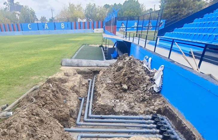 Brown de Adrogué mejora su campo de juego.