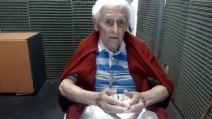 Miguel Etchecolatz declarando durante el juicio del Pozo de Banfield.