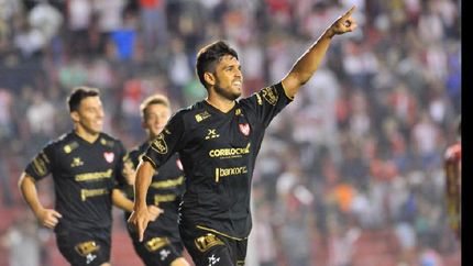 En la Gloria, con 17 goles, Magnín tuvo su mejor actuación.