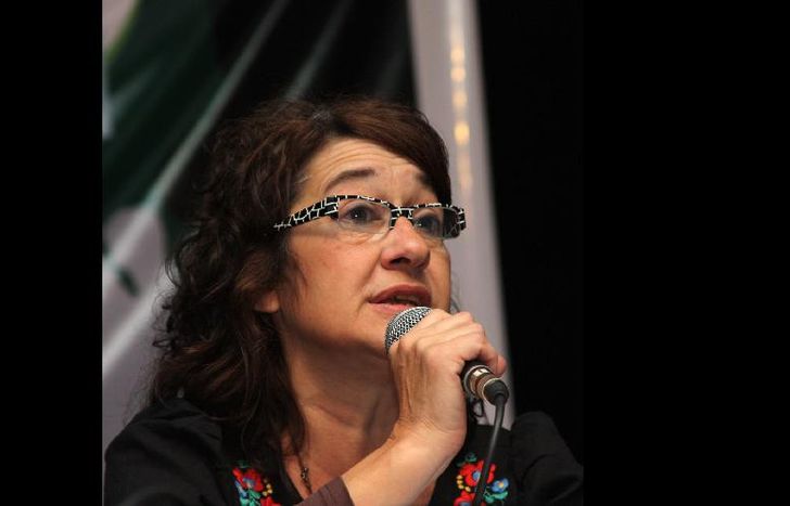 El Poder Ejecutivo piensa que podemos vivir con $15 mil al mes”, enfatizó.