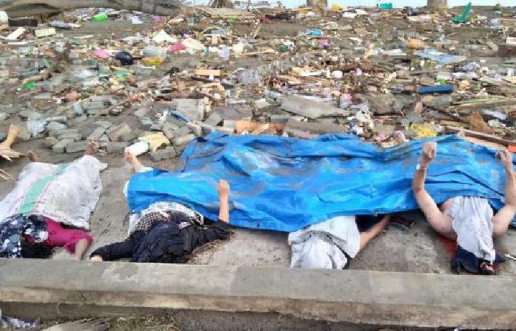 El tsunami se produjo luego de un terremoto de alta escala.