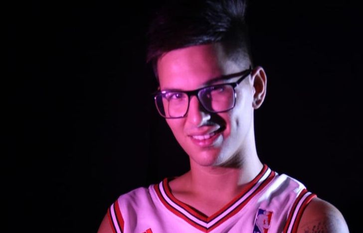 Lautaro viajó para concretar la compra de una moto que pactó por internet, pero lo mataron.
