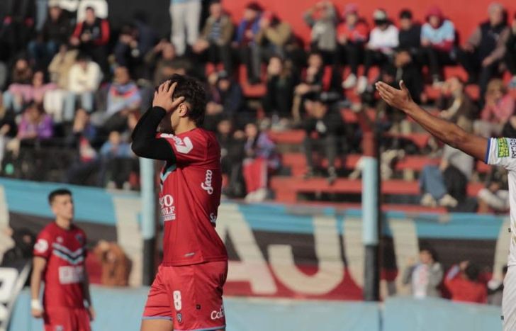 Brown de Adrogué volvió a perder, esta vez ante Almagro.