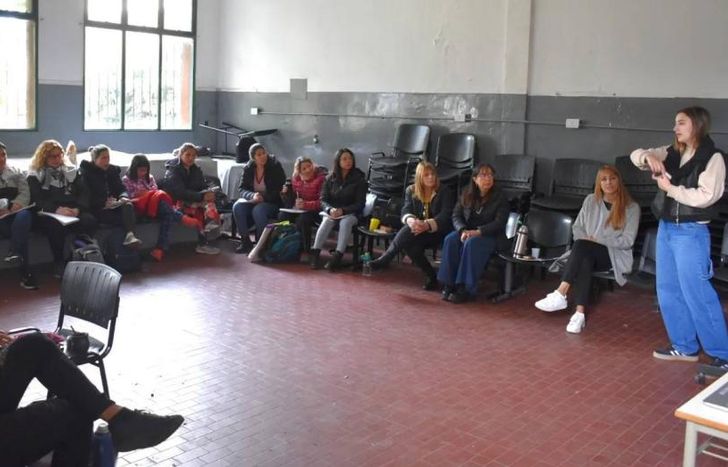 El curso dura 4 meses e incluye prácticas en el Hogar San Roque.