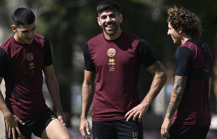 Lanús está por sumar a sus primeros refuerzos.