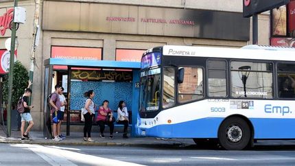 negocian para evitar un paro de colectivos