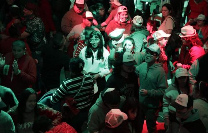 Otra tarde llena de alegría y diversión en Auditorio Sur.