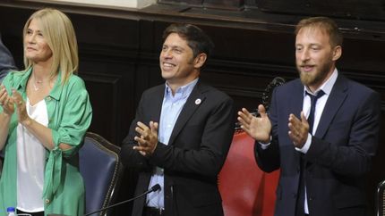 La sociedad va a tener que elegir qué camino sigue, dijo.