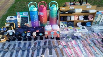 Una feria con más de 50 puestos de variados rubros.
