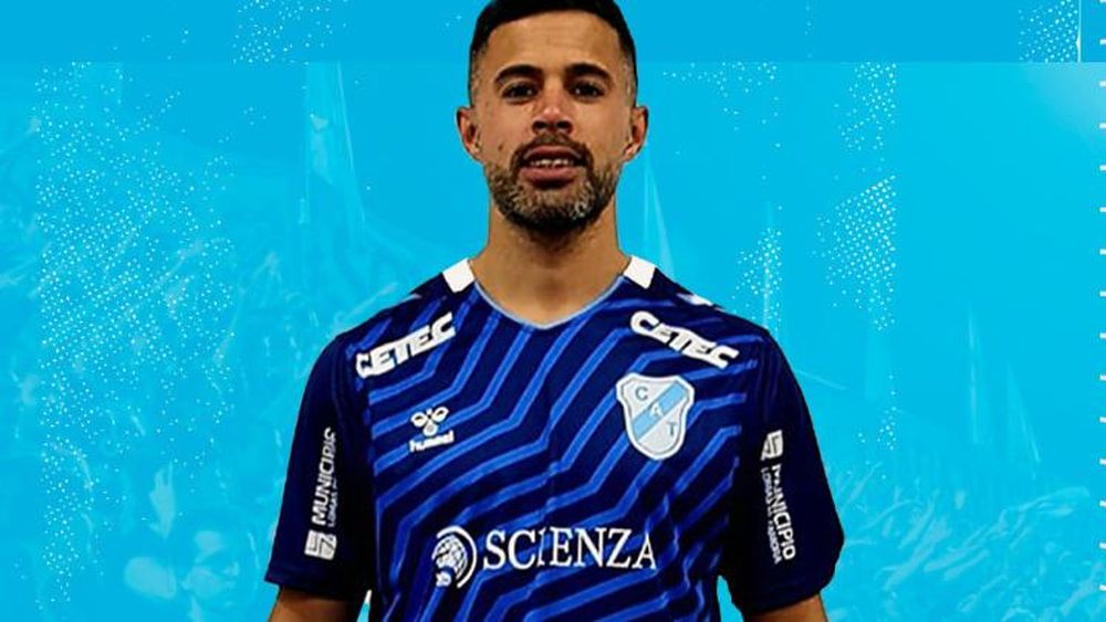 Baldunciel ya posó con la camiseta del Gasolero.