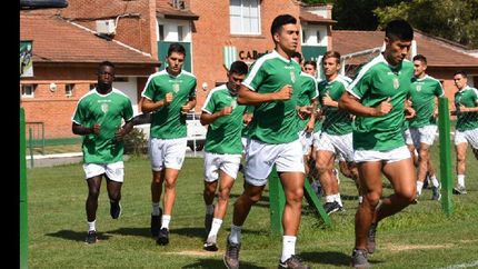 entre llegadas y salidas, banfield tiene un cierre muy movido