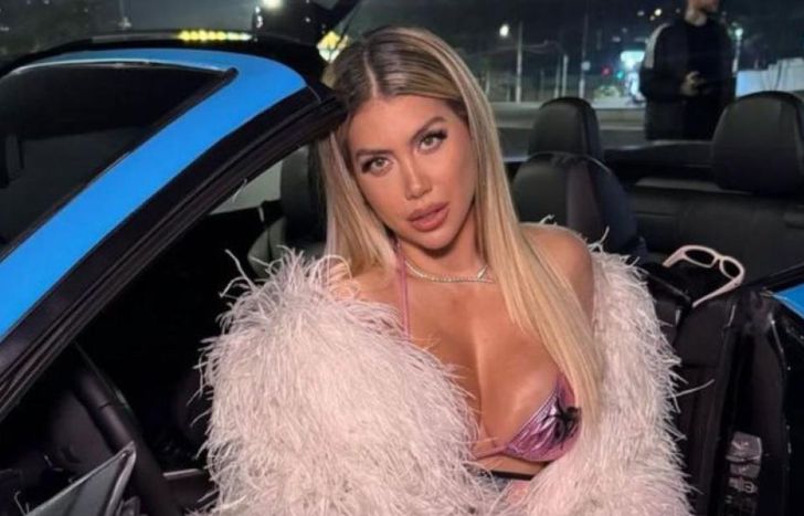 Wanda Nara, cerca de un futbolista.