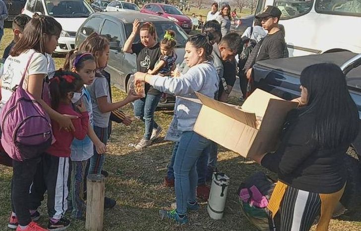 Para que cada menor reciba un presente en su día.