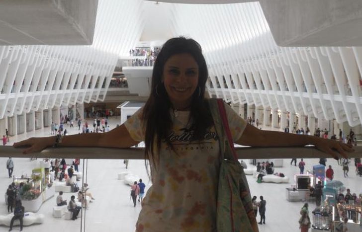 Comenzó hace 8 años en en la pintura.