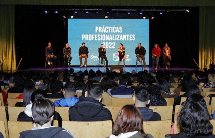 El lanzamiento de la nueva edición fue en el Teatro del Municipio.