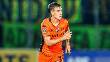 Alfaro fue oficializado en Banfield.