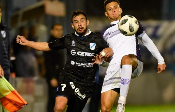 Mancinelli, de flojo partido, no pudo gravitar por su sector.