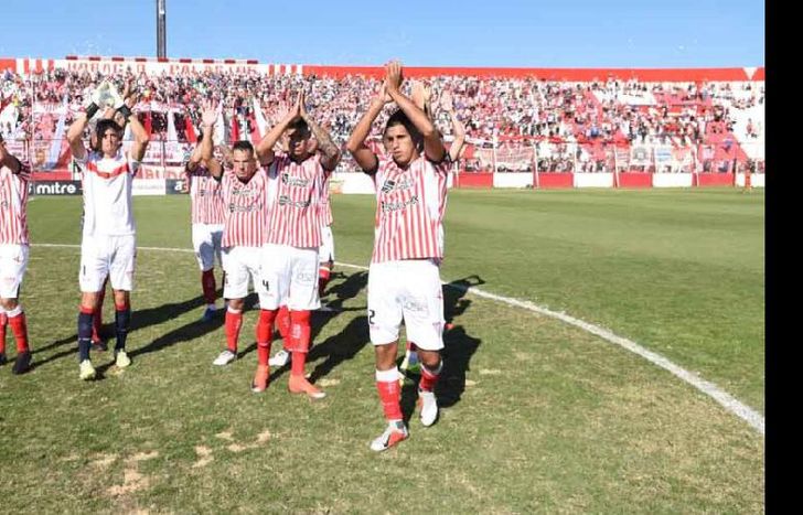 El plantel afronta su última oportunidad por la salvación.