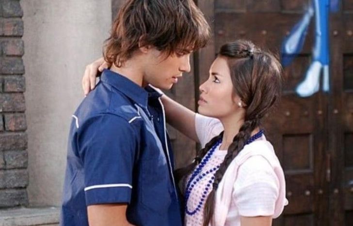 Pablo Martínez y Lali Espósito, en Casi Ángeles.