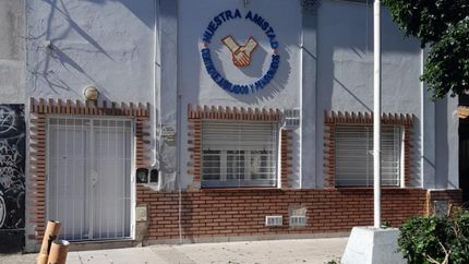 El Centro de Jubilados Nuestra Amistad está ubicado en Díaz Vélez 368.