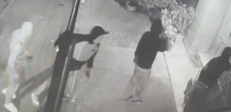 La banda, captada en c&aacute;mara. Los atraparon en Lomas de Zamora, Almirante Brown y La Matanza.