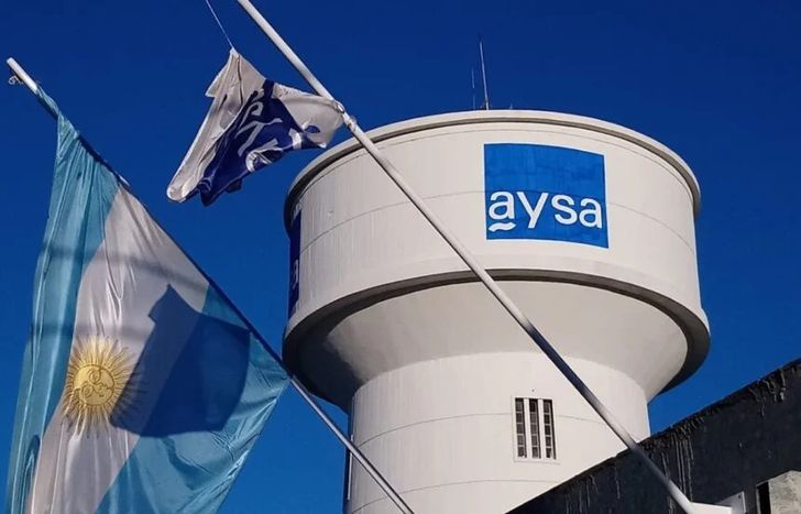 El consorcio Rowing-Arcos-Transclor-PHX se quedó con el 90% de las acciones estatales de AySA.&nbsp;