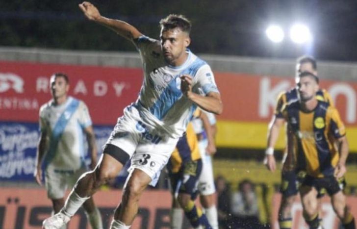 Angelini abrió la cuenta ante el Bohemio.