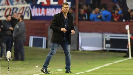 El entrenador Cristian Aldirico mostró su orgullo por la tarea que desempeñó su equipo en la Copa Argentina. El entrenador Cristian Aldirico mostró su orgullo por la tarea que desempeñó su equipo en la Copa Argentina.