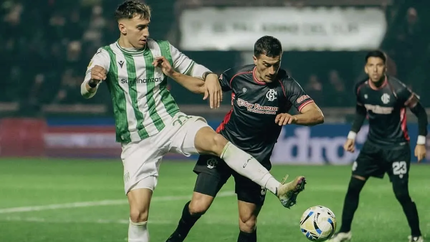 Rodrigo Auzmendi cerca de dejar Banfield. Rodrigo Auzmendi cerca de dejar Banfield.