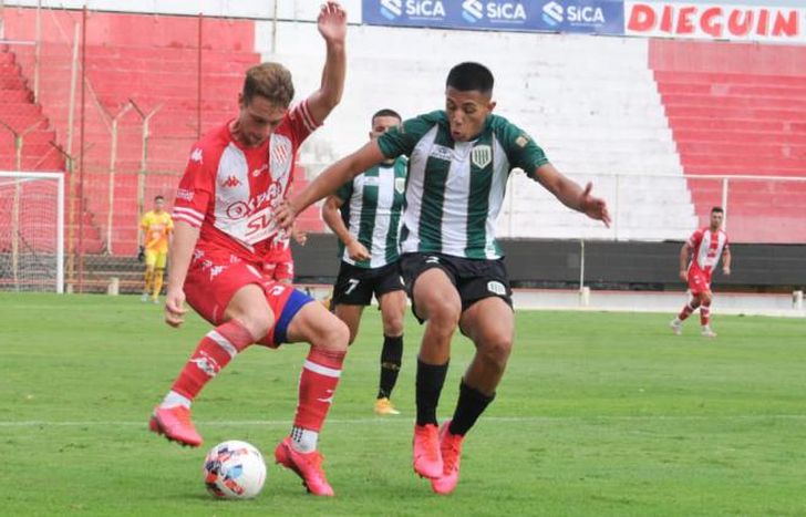 Banfield igualó en Santa Fe y continúa puntero de la Zona A.