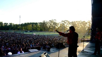Antes de La Sole, Los Palmeras dijeron presente en Lomas. Antes de La Sole, Los Palmeras dijeron presente en Lomas.