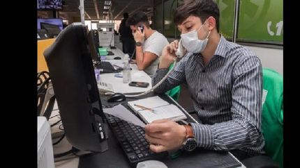 se encargan de hacer seguimientos de cada caso en particular.