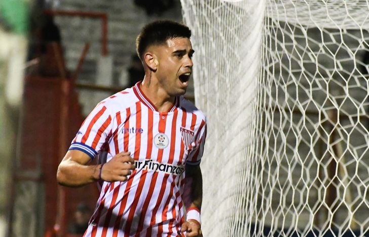 Carrasco anotó su último gol en Los Andes ante Deportivo Madryn, en Lomas.