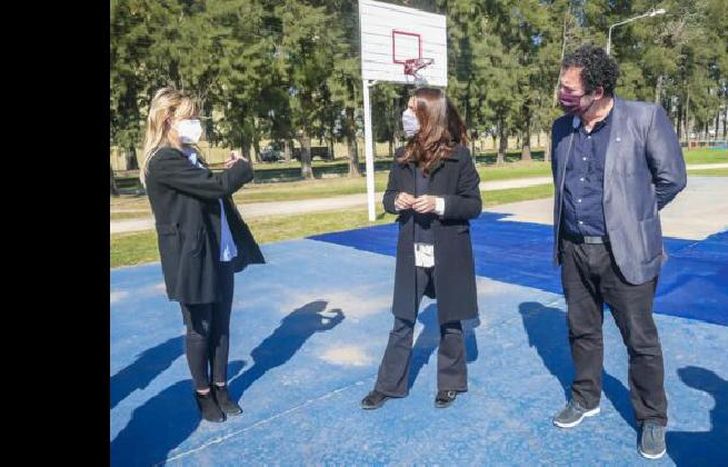 la intendenta de Cañuelas, Marisa Fassi recibió a la Secretaria de Deportes de la Nación, Inés Arrondo.