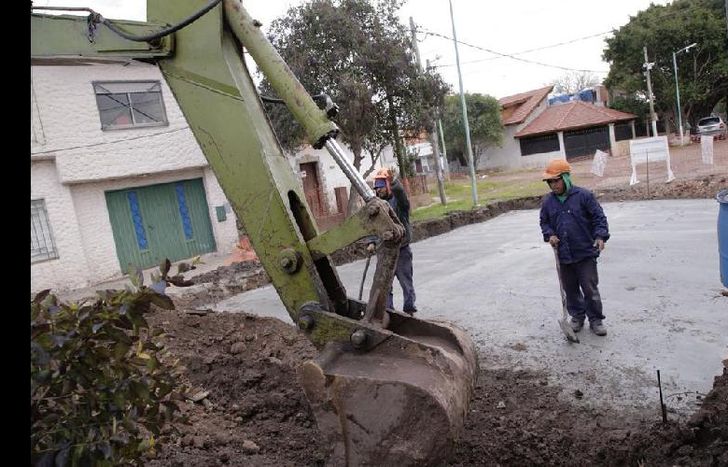 Oliden, Cervantes y Garibaldi son las calles que fueron repavimentadas por el Municipio para mejorar la circulación de los vehículos.