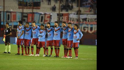 Todo juntos. En Brown va por un gran sueño.