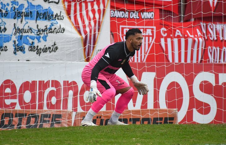 Sebastián López mantuvo otra valla en cero para Los Andes.