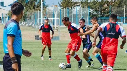 Talleresde Escalada enfrentó a la Reserva de Racing. Talleresde Escalada enfrentó a la Reserva de Racing.